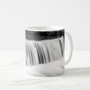 Taza de café con estampado de Spring Falls At Hodg