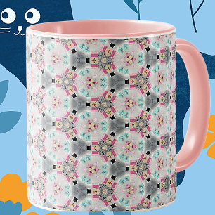 Taza de café con estampado rosa retro pintoresco y