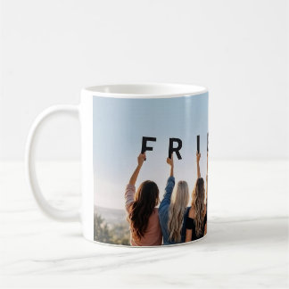 Taza de café con foto de amigos