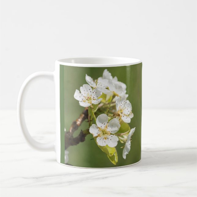 Taza de café con hermosas flores (Izquierda)