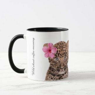 Taza de café con leopardo lindo