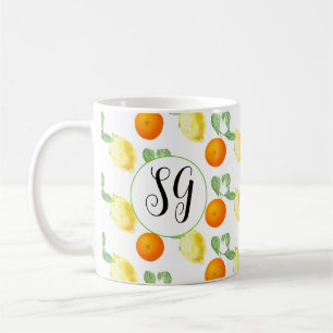 Taza de café con monograma alegre de limón y naran