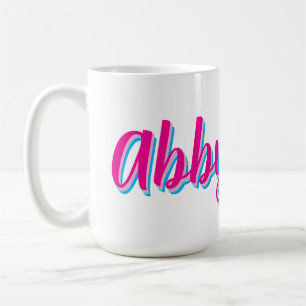Taza de café con nombre personalizado en letra scr