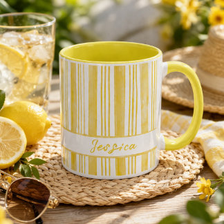Taza de café con nombre personalizado y rayas amar