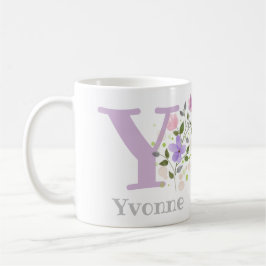 Taza de café con nombre y diseño floral