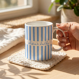 Taza de café con nombres de niños a rayas personal