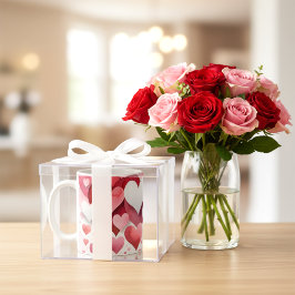 Taza de café con patrón de corazón romántico