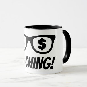 Taza de café con signo de dólar Ka-ching en los oj