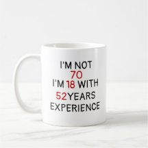 Taza de café con tipografía divertida de cumpleaño