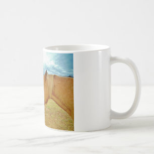 Taza De Café Conejo blanco y caballo amarillo