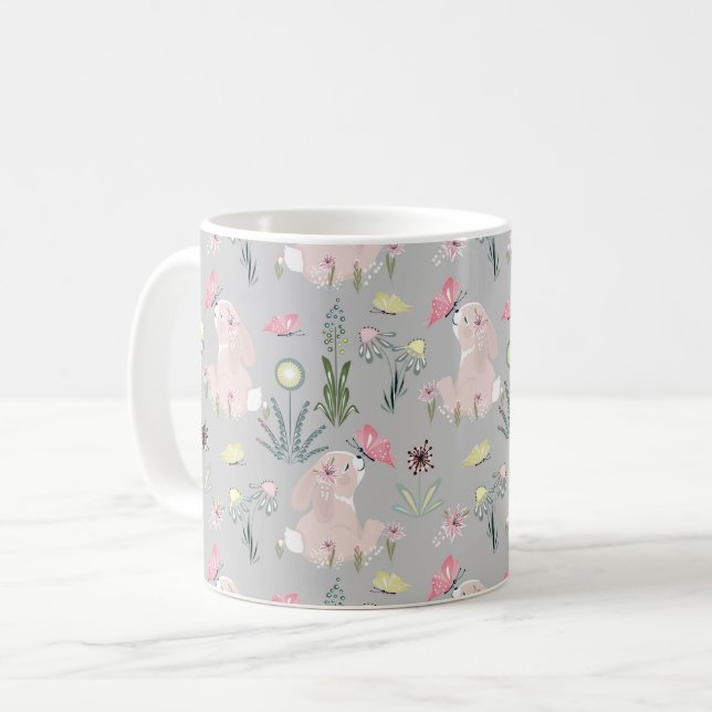 Taza De Café conejo lindo con flores y mariposas (Anverso izquierdo)