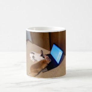 Taza De Café Conejos en el Web por JokeApptv TM
