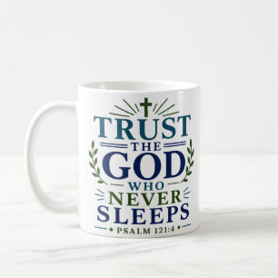 Taza De Café Confía En El Dios Que Nunca Duerme Estética Cristi