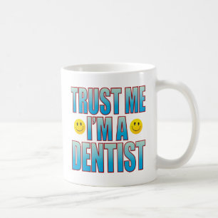 Taza De Café Confíeme en la vida B del dentista
