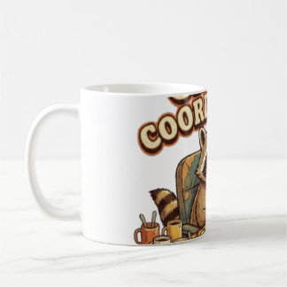 Taza De Café Coordinador de Caos Mapache Divertido Agotado