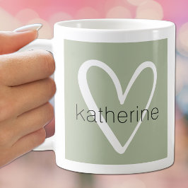 Taza De Café Corazón blanco en un monograma verde sabio