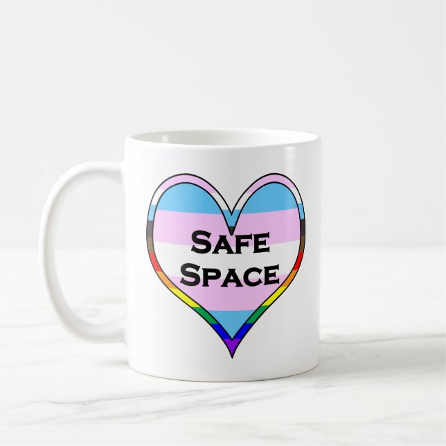 Taza De Café Corazón de espacio seguro trans. (Izquierda)