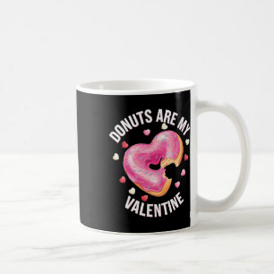 Taza De Café Corazón lindo sin salida con helado rosado Día de