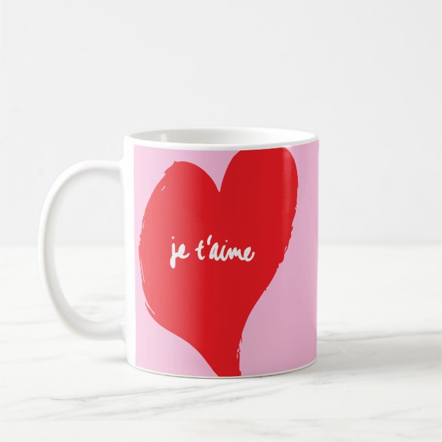 Taza De Café Corazón rojo con je t’aime-text sobre fondo rosado (Izquierda)