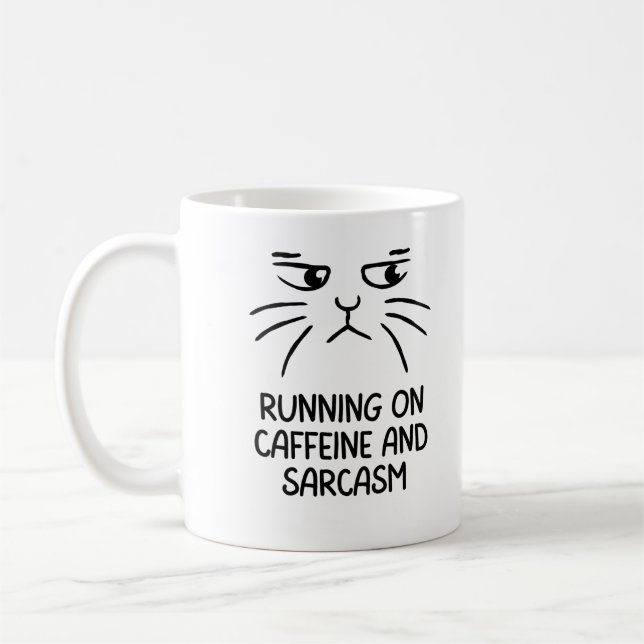 Taza De Café Corriendo con cafeína y sarcasmo (Izquierda)