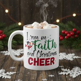 Taza De Café Corro con fe y Navidades celebran feriado