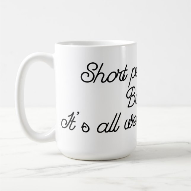 Taza de café corta del extremo del retroceso de la (Izquierda)