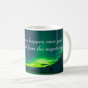 Taza De Café Cosas hermosas ocurren en cita Inspiradora