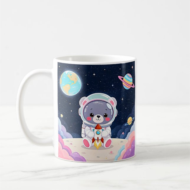 Taza De Café Cosmic Cuddle Astronaut Bear (Izquierda)