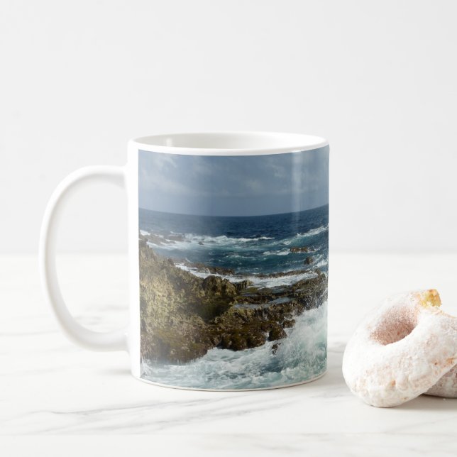Taza De Café Costa Rocosa y Océano Azul de Aruba (Con donut)