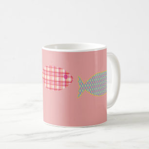 Taza de café costera de pez rosa salmón