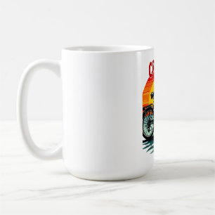 Taza De Café Cranky Biker Tee: Viejo atardecer y bicicleta sin