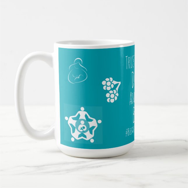 Taza De Café Créeme, soy MÉDICA y conozco a BREAST (Izquierda)