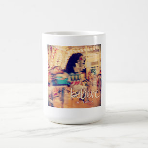 Taza De Café Creer en ti mismo caballo de cerezo