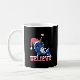 Taza De Café Creer que los Navidades de Narwhal niegan luces de