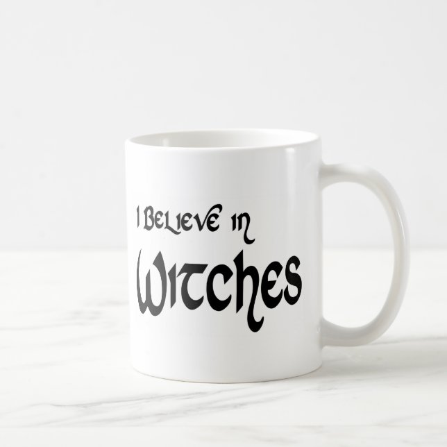 Taza De Café Creo en brujas (Derecha)