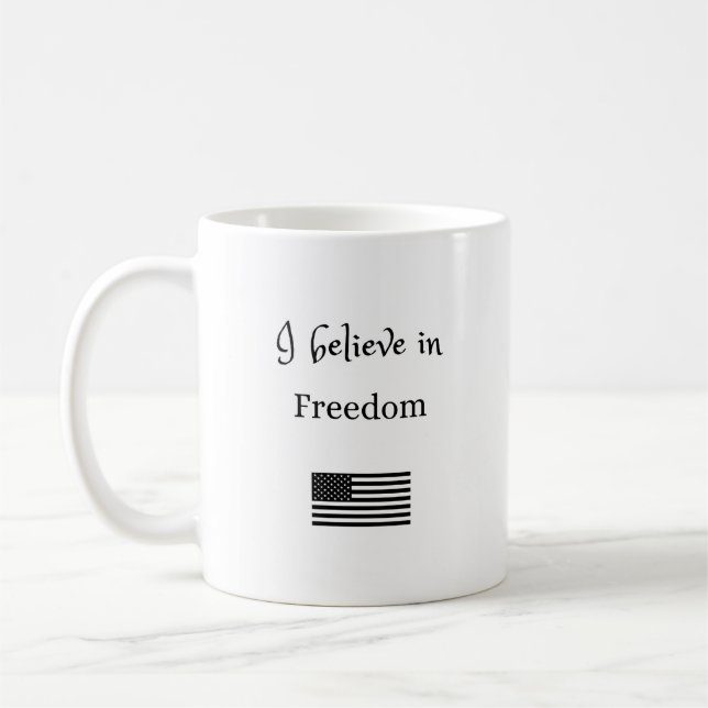 Taza De Café Creo en la libertad de peluca (Izquierda)