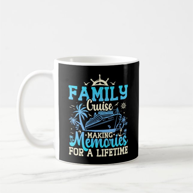 Taza De Café Cruceros Familiares Haciendo Recuerdos Para Una Vi (Izquierda)