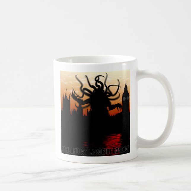 Taza De Café Cthulhu at large en Londres (Derecha)