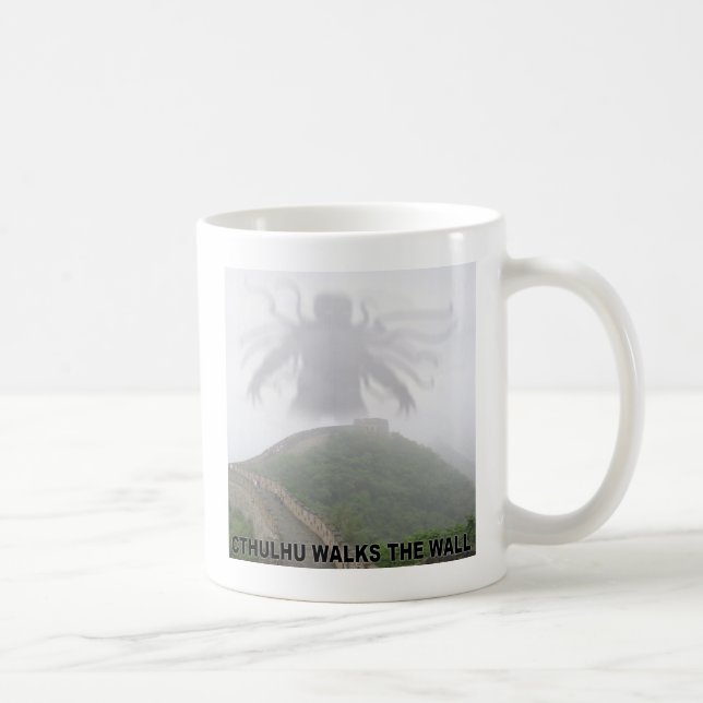 Taza De Café Cthulhu camina la Gran Muralla de China (Derecha)