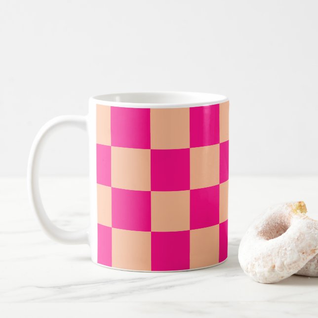 Taza De Café Cuadrados controlados durazno retro geométrico ros (Con donut)