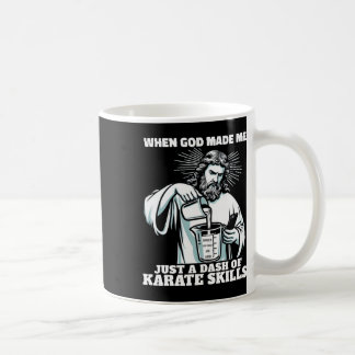 Taza De Café Cuando Dios Me Hizo Simplemente Drárame De Habilid