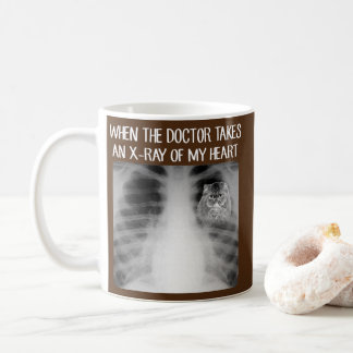 Taza De Café Cuando el Médica toma rayos X del persa gracioso d