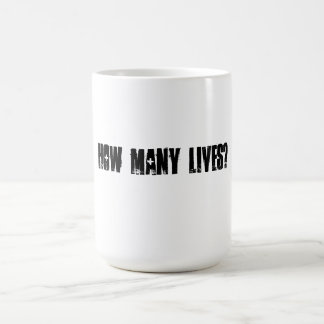 Taza De Café Cuántas vidas asaltan (negro y el blanco)