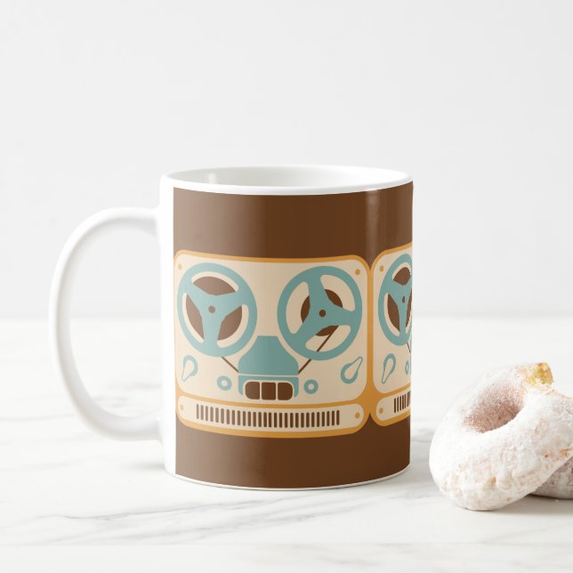 Taza De Café Cubierta de cinta Reel to Reel (Con donut)