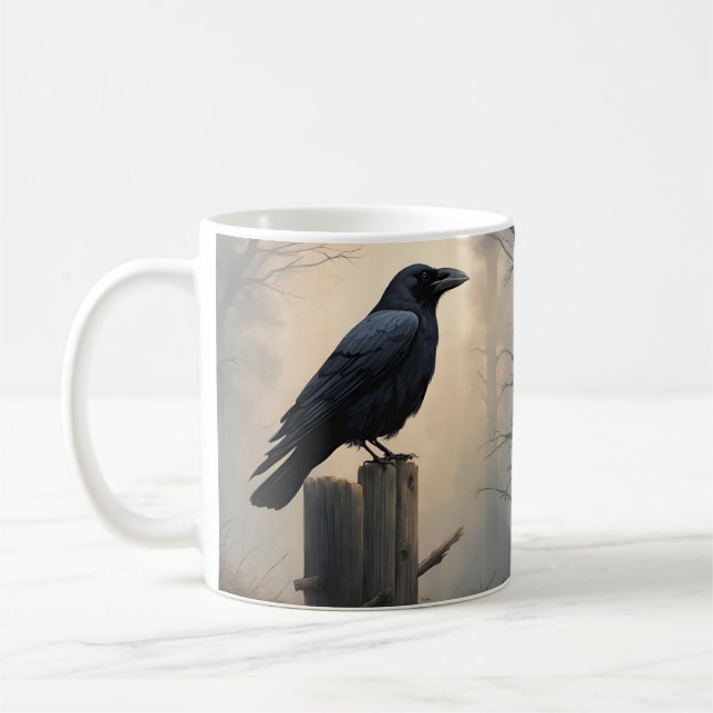 Taza De Café cuervo en la niebla en un poste (Izquierda)