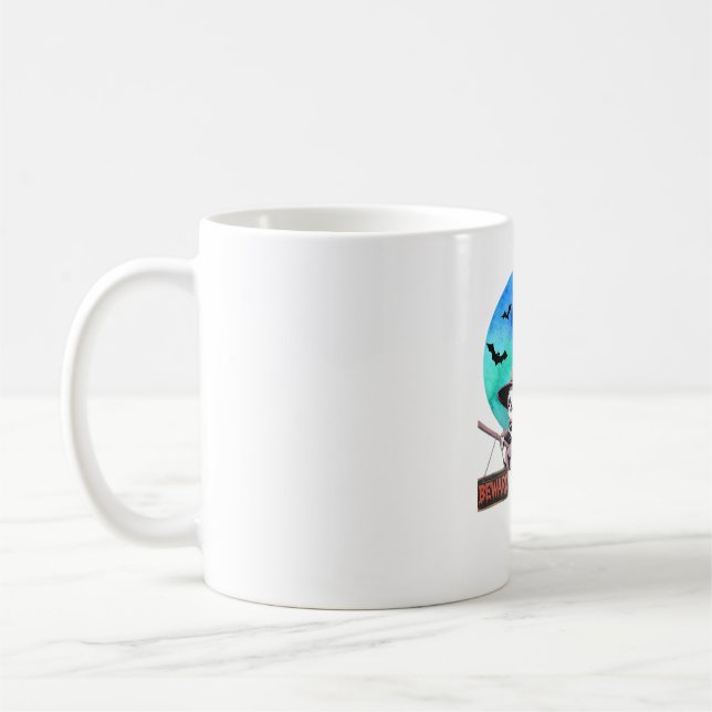 Taza De Café Cuidado con la linda consigna de bruja que vuela e (Izquierda)