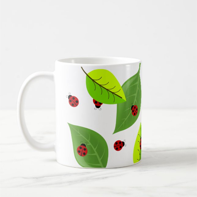 Taza De Café Cuidados Ladybugs Rojos Pasando Por Hoaves Mug (Izquierda)