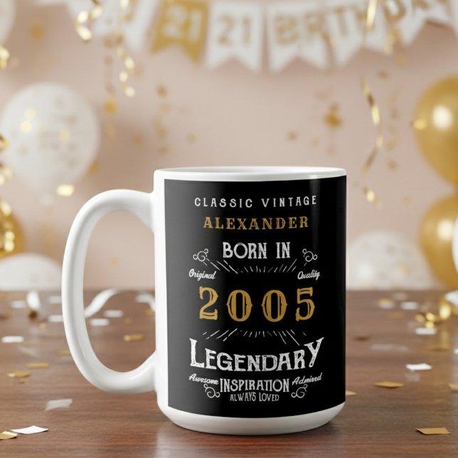 Taza De Café Cumpleaños 21 2005 Legendario Retro (2005 coffee mug with blurred party background.)