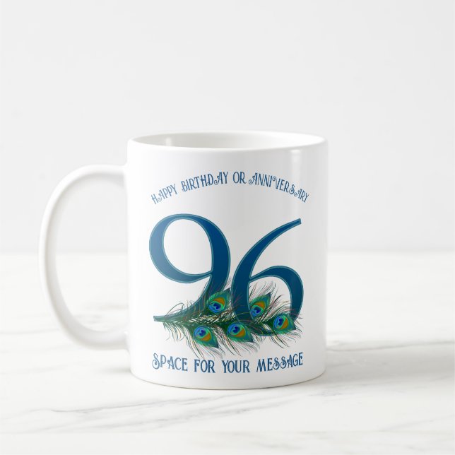 Taza De Café Cumpleaños 96 personalizable con pluma de pavo rea (Izquierda)