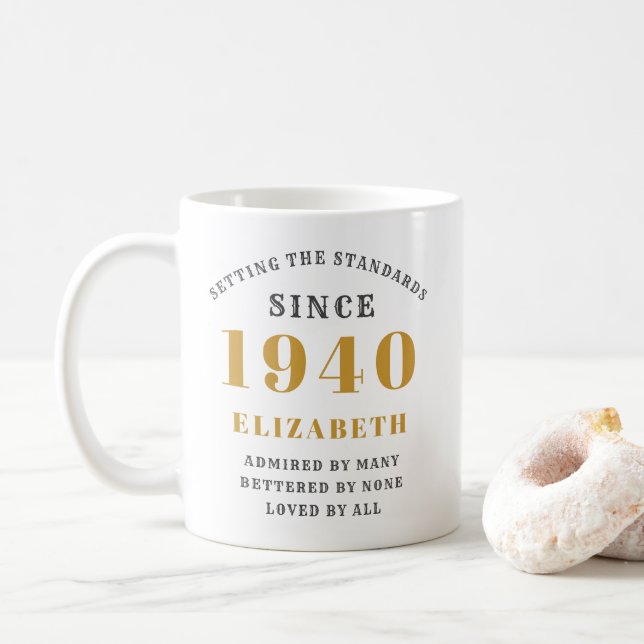 Taza De Café Cumpleaños Personalizado 1940 Añadir Su Nombre Ele (Con donut)
